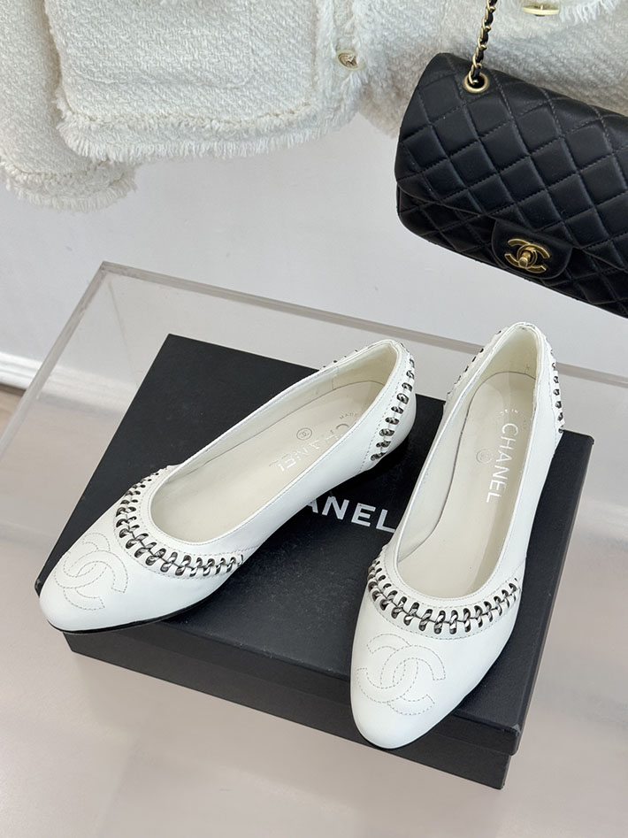 シャネル シューズ レディース