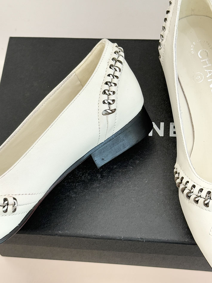 最高級シャネルスーパーコピー CHANEL CC ココマーク チェーン 靴 シューズ ヒール パンプス レザー ホワイト 2630881 シャネル シューズ レディース - 画像 (6)