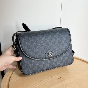 GUCCI メッセンジャーバッグ アウトレット