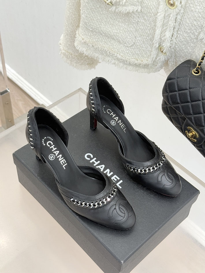 最高級シャネルスーパーコピー CHANEL サイドオープン チェーントリム パンプス ココマーク ブラック 2630882 シャネル シューズ レディース - 画像 (9)