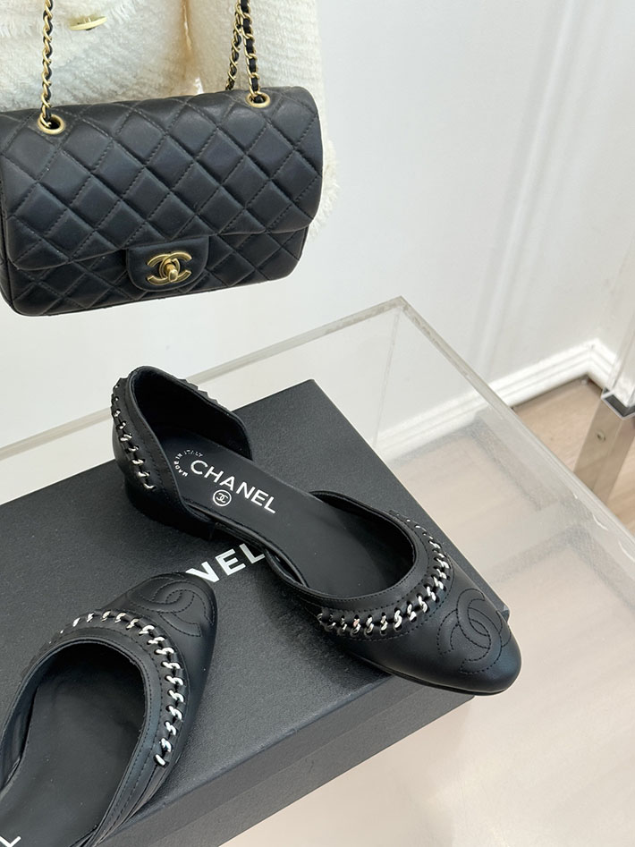 最高級シャネルスーパーコピー CHANEL サイドオープン チェーントリム パンプス ココマーク ブラック 2630885 シャネル パンプス バレリーナ - 画像 (7)
