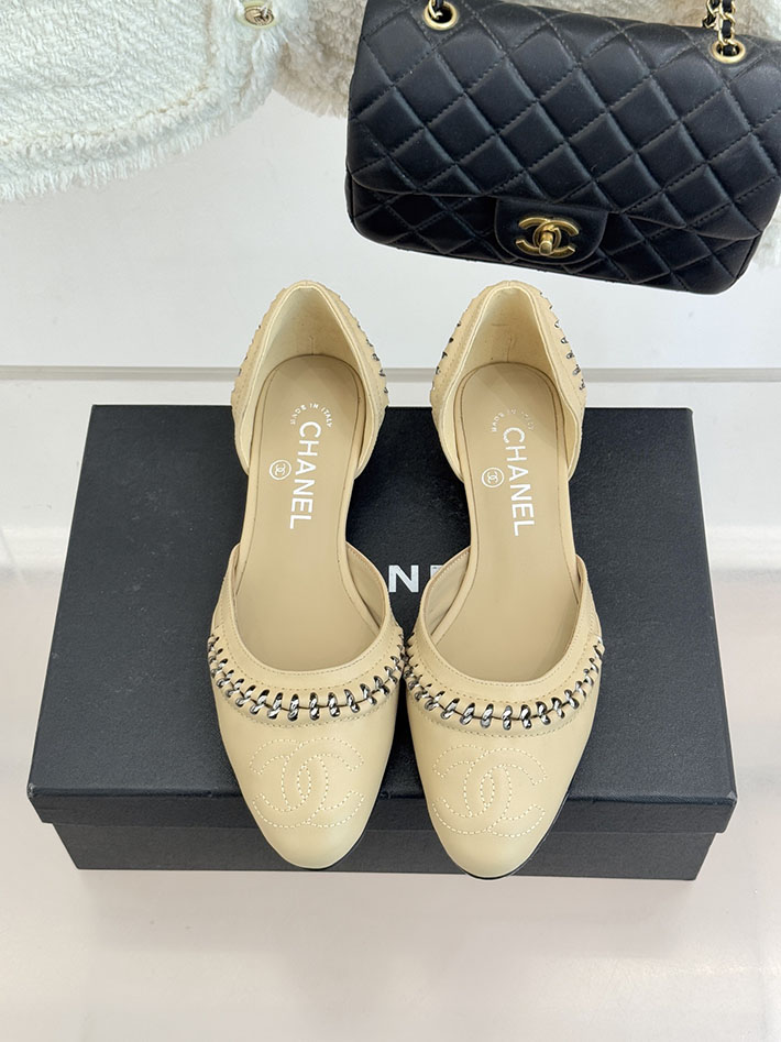 最高級シャネルスーパーコピー CHANEL サイドオープン チェーントリム パンプス ココマーク ベージュ 2630887 シャネル パンプス バイ カラー - 画像 (8)