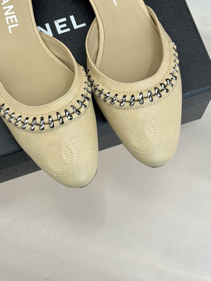 最高級シャネルスーパーコピー CHANEL サイドオープン チェーントリム パンプス ココマーク ベージュ 2630887 シャネル パンプス バイ カラー - 画像 (5)
