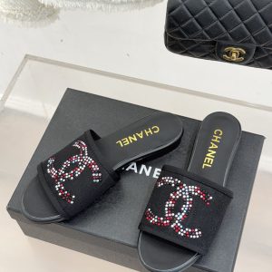 シャネル サンダル 新作