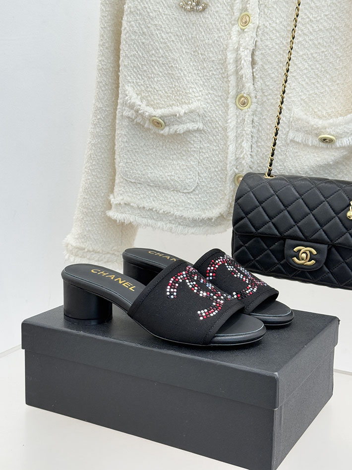 最高級シャネルスーパーコピー CHANEL ココマーク サンダル ミュール ヒール レザー 靴 ブラック 2630895 レディース サンダル しまむら - 画像 (2)