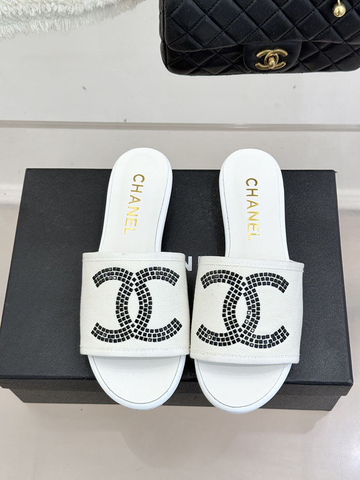 最高級シャネルスーパーコピー CHANEL ココマーク サンダル ミュール ヒール レザー 靴 ホワイト 2630896 レディース サンダル 夏 - 画像 (9)