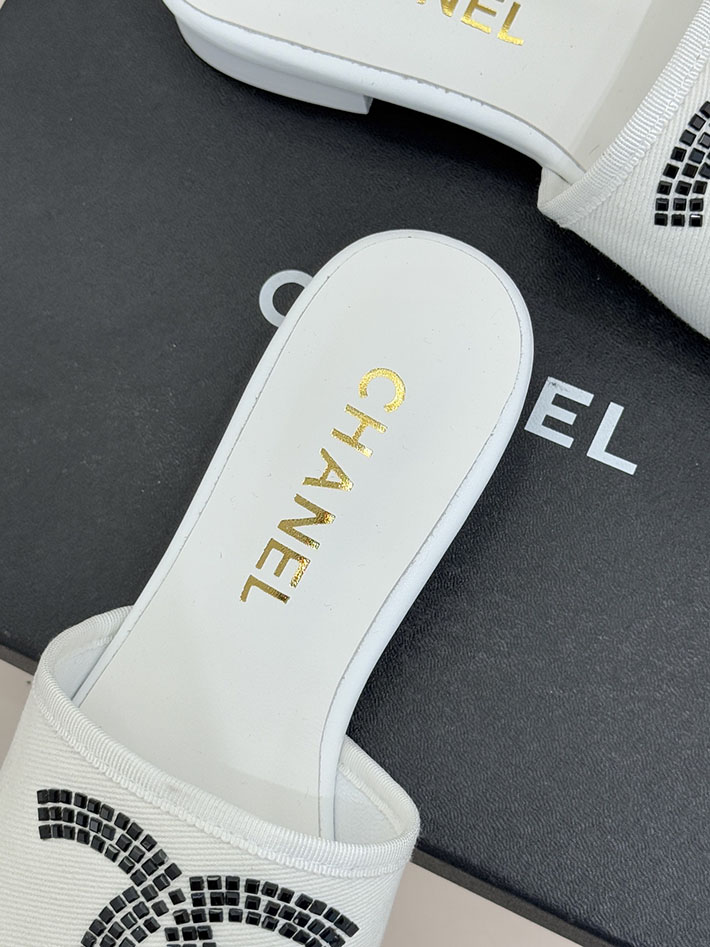 最高級シャネルスーパーコピー CHANEL ココマーク サンダル ミュール ヒール レザー 靴 ホワイト 2630896 レディース サンダル 夏 - 画像 (5)