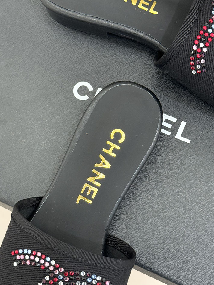 最高級シャネルスーパーコピー CHANEL ココマーク サンダル ミュール ヒール レザー 靴 ブラック 2630897 レディース サンダル おしゃれ - 画像 (4)