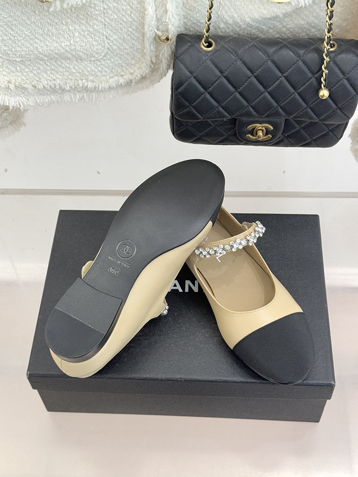 最高級シャネルスーパーコピー CHANEL メリージェーン フラットシューズ パンプス レザー 新作シューズ ベージュ 2630902 シャネル パンプス ベージュ - 画像 (2)
