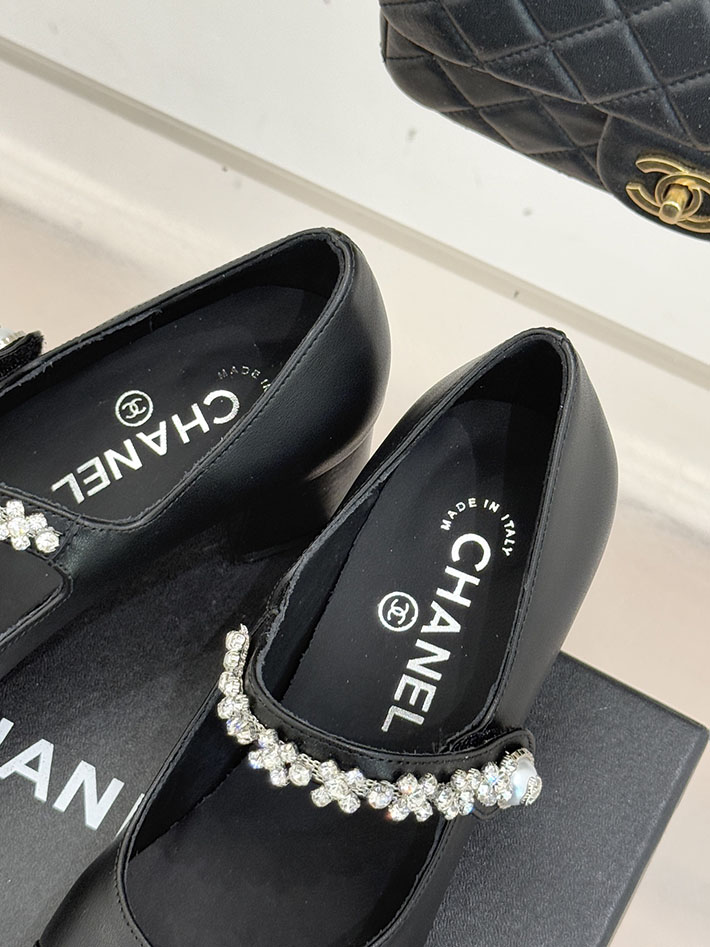 最高級シャネルスーパーコピー CHANEL メリージェーン フラットシューズ パンプス レザー 新作シューズ ブラック 2630903 シャネル パンプス パール - 画像 (3)