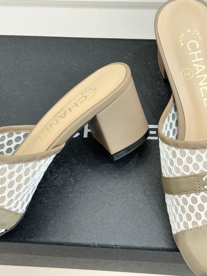 最高級シャネルスーパーコピー CHANEL ミュール サンダルギンガムチェック レザー 靴 グレー 2630906 シャネル風サンダル - 画像 (5)