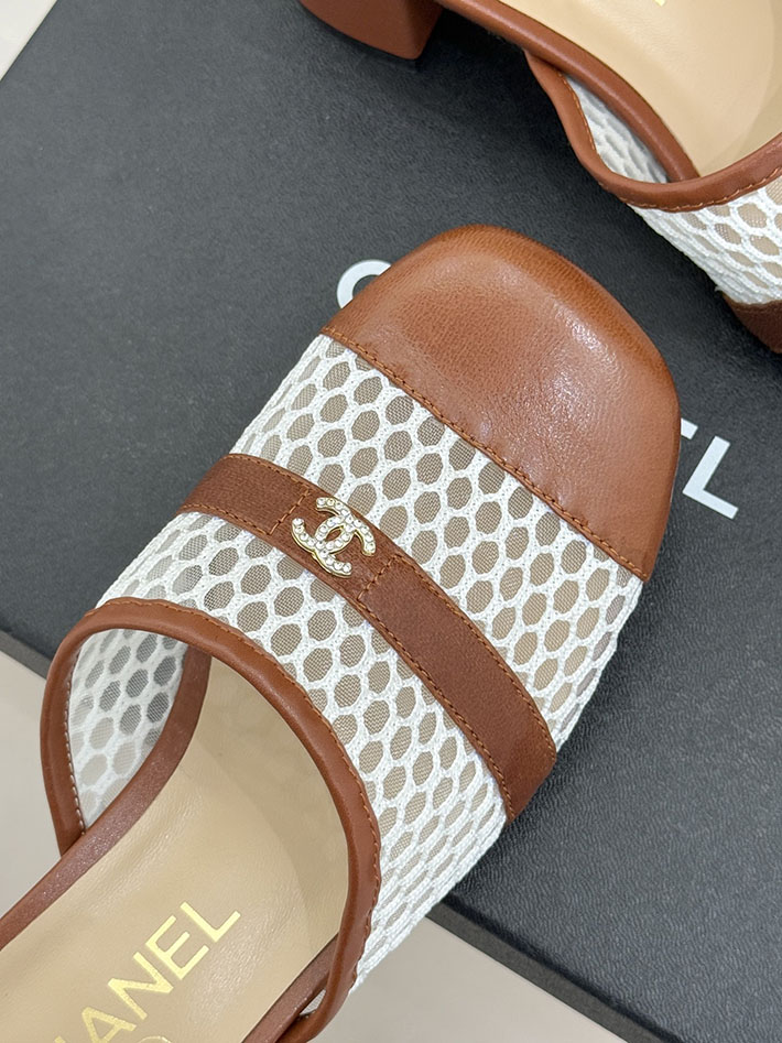 最高級シャネルスーパーコピー CHANEL ミュール サンダルギンガムチェック レザー 靴 ブラウン 2630907 シャネルビーチサンダル - 画像 (4)