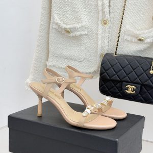 シャネル サンダル 新作