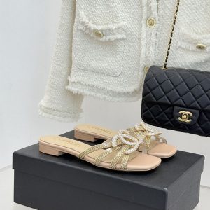 シャネル サンダル 定価