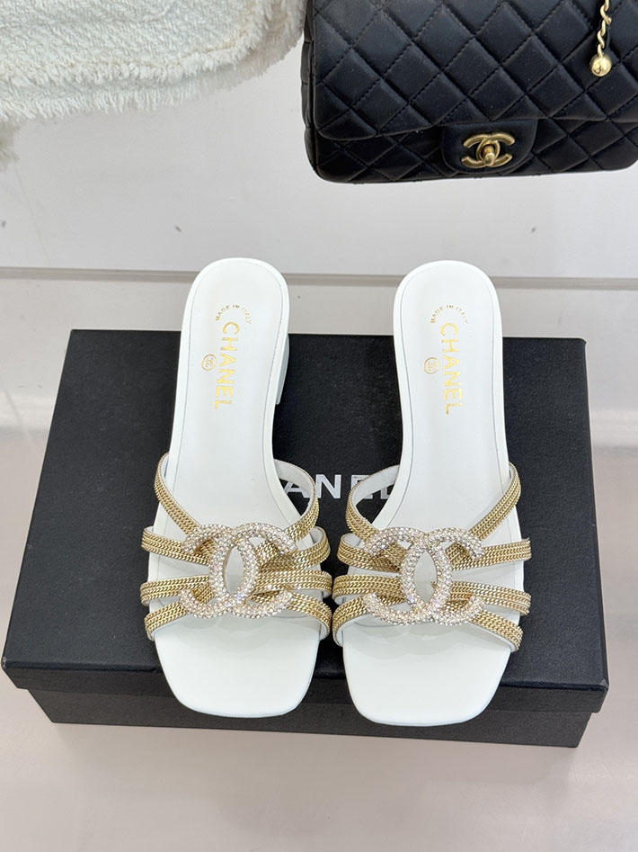 最高級シャネルスーパーコピー CHANEL ココマーク サンダル ストラップサンダル 2026新作 ホワイト 2630928 革靴 サンダル おしゃれ - 画像 (7)