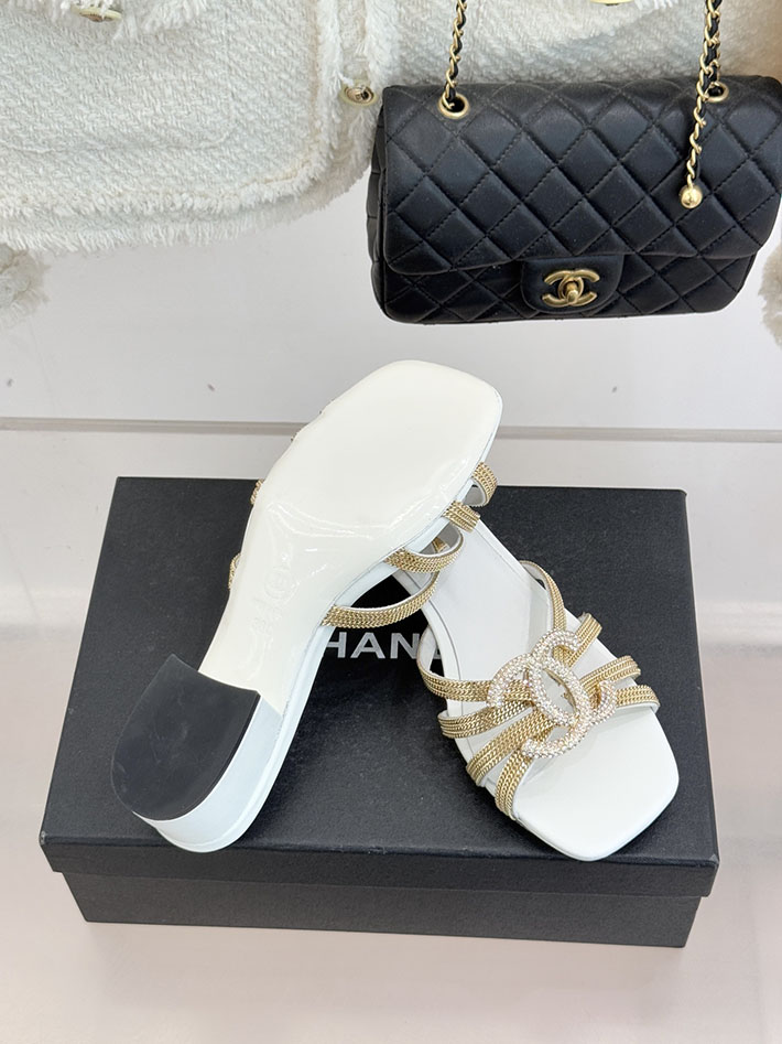 最高級シャネルスーパーコピー CHANEL ココマーク サンダル ストラップサンダル 2026新作 ホワイト 2630928 革靴 サンダル おしゃれ - 画像 (2)