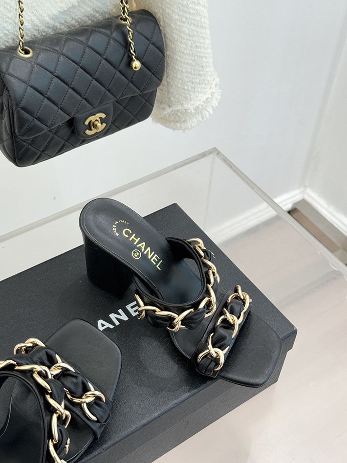 最高級シャネルスーパーコピー CHANEL ミュール 大人気 レザー サンダル レザーチェーン 2026新作 ブラック 2630930 シャネルサンダルレディース - 画像 (6)