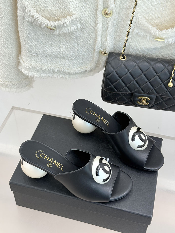 最高級シャネルスーパーコピー CHANEL パールヒールブーツ 2026新作 球体パールヒール パンプス ブラック 2630933 シャネルビーチサンダル - 画像 (8)
