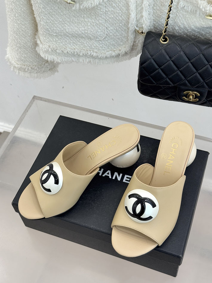 最高級シャネルスーパーコピー CHANEL パールヒールブーツ 2026新作 球体パールヒール パンプス ベージュ 2630934 シャネル風サンダル - 画像 (9)