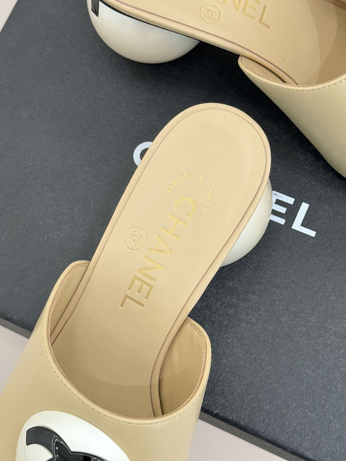 最高級シャネルスーパーコピー CHANEL パールヒールブーツ 2026新作 球体パールヒール パンプス ベージュ 2630934 シャネル風サンダル - 画像 (3)