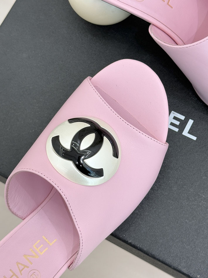 最高級シャネルスーパーコピー CHANEL パールヒールブーツ 2026新作 球体パールヒール パンプス ピンク 2630935 シャネル新作サンダル - 画像 (4)