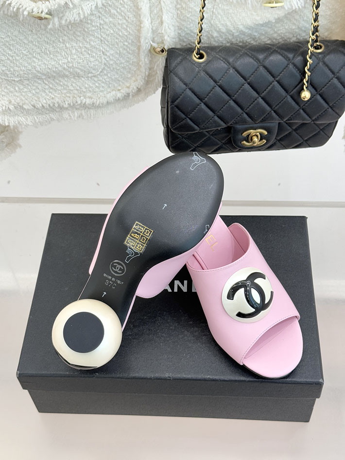 最高級シャネルスーパーコピー CHANEL パールヒールブーツ 2026新作 球体パールヒール パンプス ピンク 2630935 シャネル新作サンダル - 画像 (2)