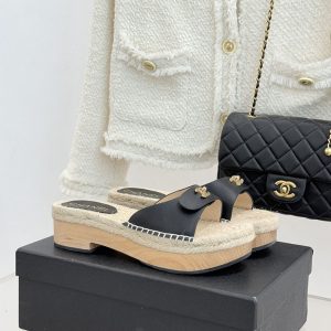 シャネル サンダル 公式