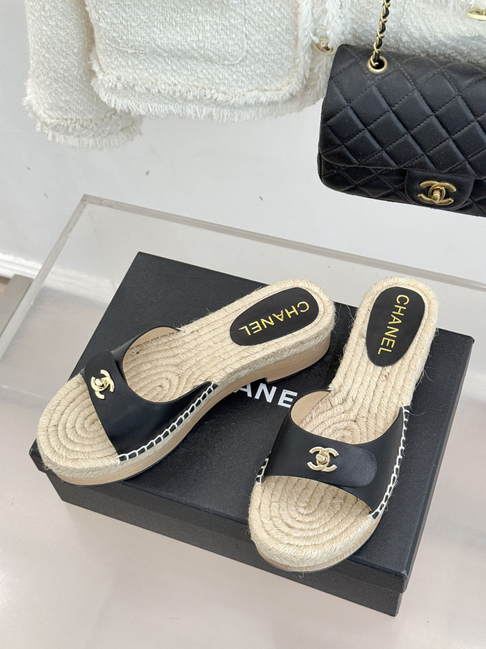 最高級シャネルスーパーコピー CHANEL サンダル ココマーク ウッドソール レザー キャンバス ブラック 2630945 シャネル サンダル 公式 - 画像 (9)