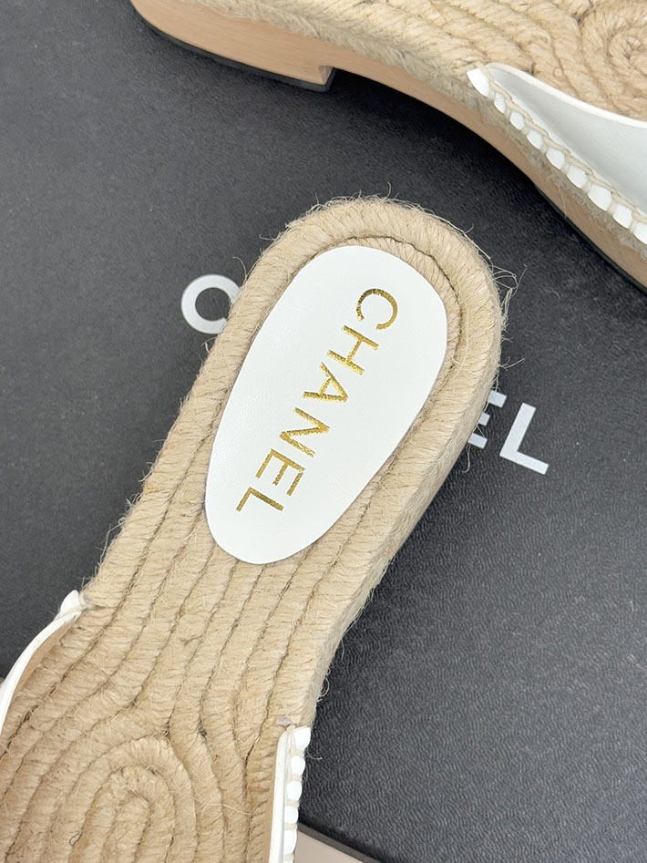 最高級シャネルスーパーコピー CHANEL サンダル ココマーク ウッドソール レザー キャンバス ホワイト 2630948 シャネル サンダル 定価 - 画像 (3)