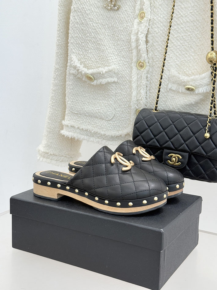 シャネル サンダル 安い