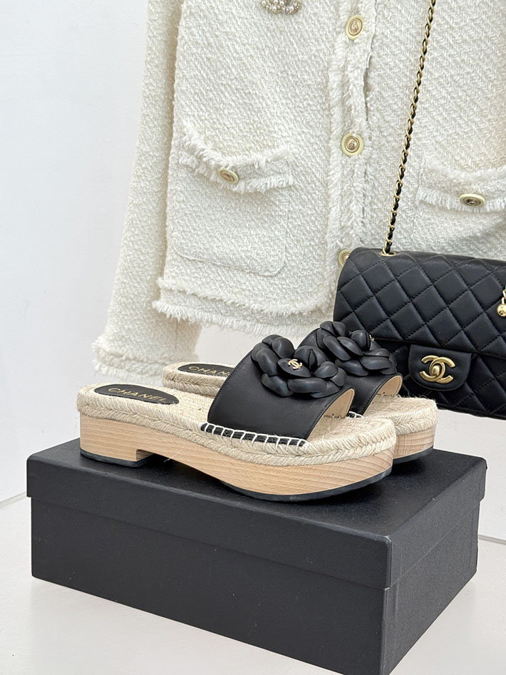 シャネル サンダル 安い