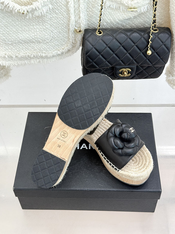 最高級シャネルスーパーコピー CHANEL マトラッセ ジュート サボサンダル ミュール サンダル ブラック 2630952 シャネル サンダル 安い - 画像 (2)