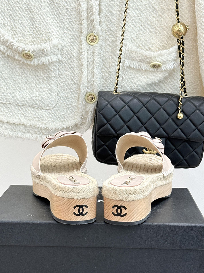 最高級シャネルスーパーコピー CHANEL マトラッセ ジュート サボサンダル ミュール サンダル ピンクド 2630955 シャネル サンダル 新作 - 画像 (5)