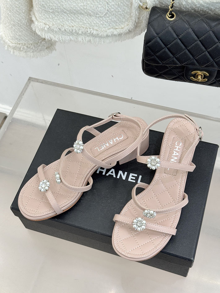 最高級シャネルスーパーコピー CHANEL ラグジュアリー サンダル ラミネート ラムスキン ピンク 2630962 サンダル レディース 安い - 画像 (9)