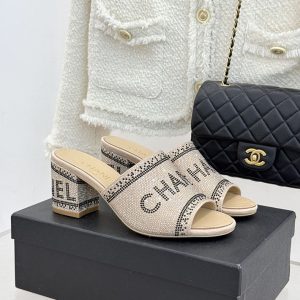 シャネル サンダル レディース