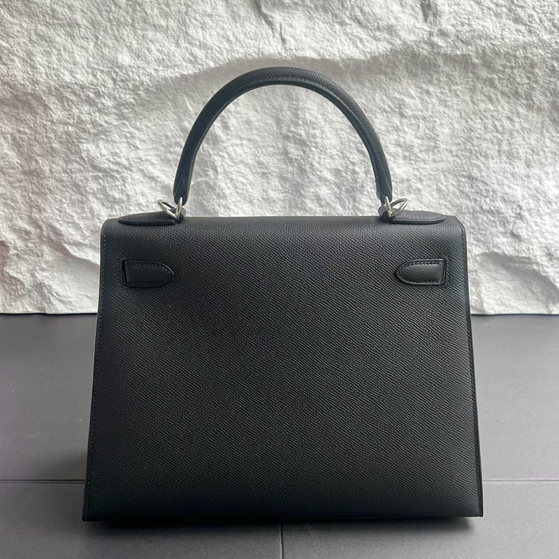 エルメス ケリー28の通販 HERMES ケリー28 外縫い ブラック ヴォーエプソン シルバー金具 H042343CK89 エルメス ケリー28 外縫い - 画像 (8)