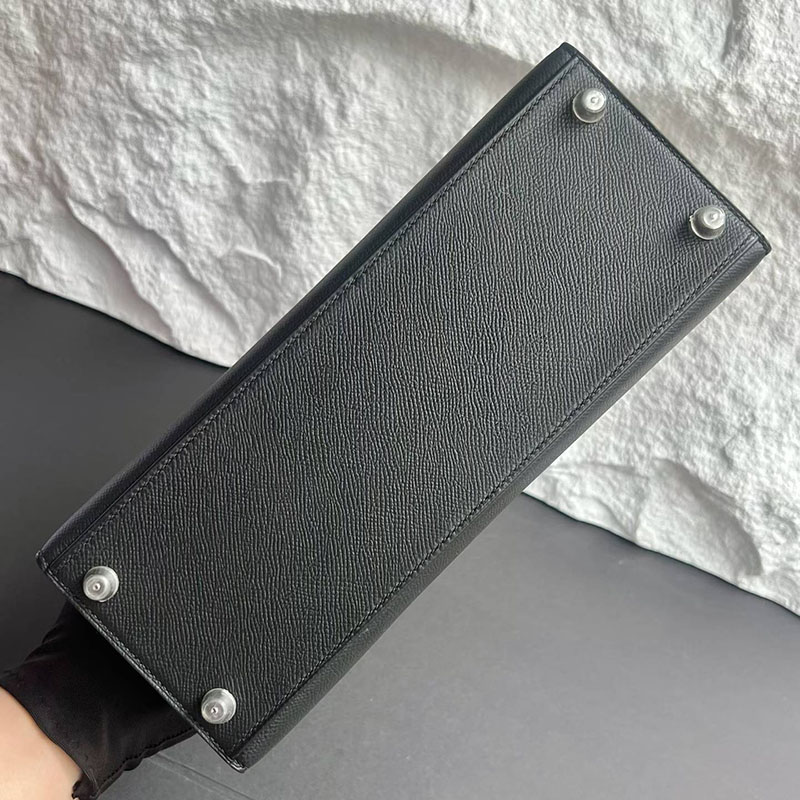エルメス ケリー28の通販 HERMES ケリー28 外縫い ブラック ヴォーエプソン シルバー金具 H042343CK89 エルメス ケリー28 外縫い - 画像 (2)