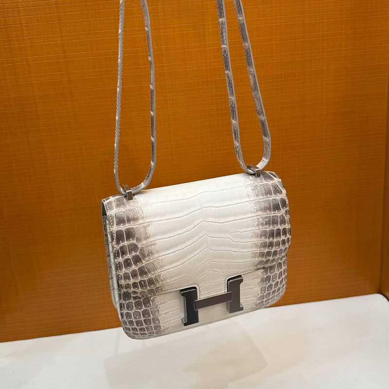 エルメス コンスタンスの通販 HERMES コンスタンス3 ミニ ヒマラヤ クロコダイル シルバー金具 H010323CK01 コンスタンス ミニ ヒマラヤ - 画像 (4)