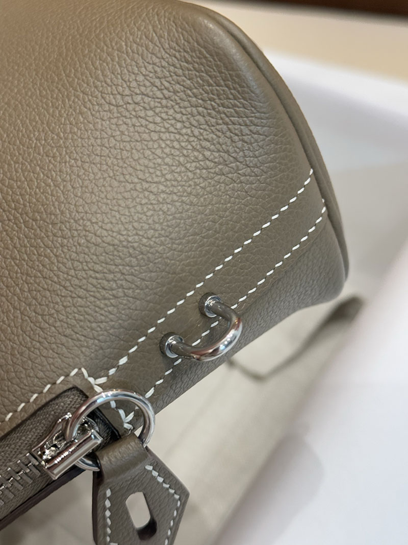 エルメス ボリード 25の通販 HERMES ボリード1923 25 エトゥープ エバーカラー シルバー金具 H075191CK18 エルメス ボリード 25 エトゥープ - 画像 (9)
