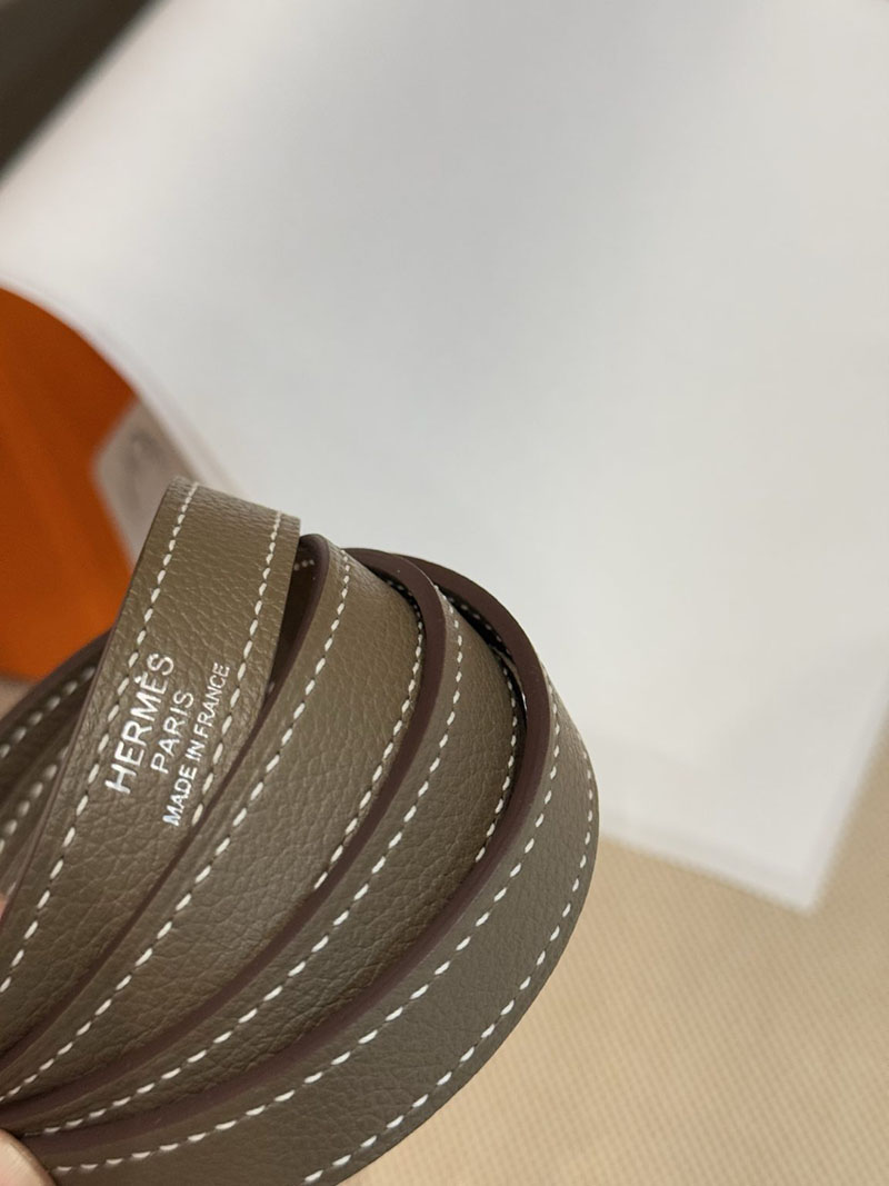 エルメス ボリード 25の通販 HERMES ボリード1923 25 エトゥープ エバーカラー シルバー金具 H075191CK18 エルメス ボリード 25 エトゥープ - 画像 (2)