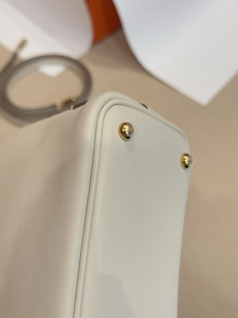 エルメス ボリードミニの通販 HERMES ボリード1923 ミニ クレ スイフト ゴールド金具 H073444CC10 エルメス ボリードミニ - 画像 (5)