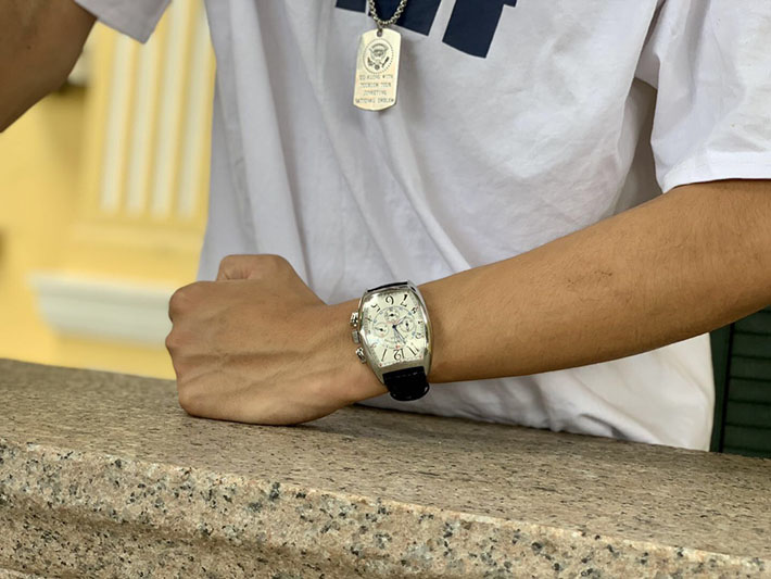 最高級フランクミュラースーパーコピー Franck Muller トノウ カーベックス クロノグラフ 8880CCAT 2633155 フランクミュラー メンズ 人気 - 画像 (4)