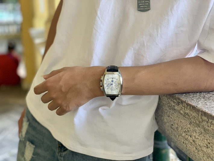 最高級フランクミュラースーパーコピー Franck Muller トノウ カーベックス クロノグラフ 8880CCAT 2633157 フランクミュラー トノーカーベックス メンズ - 画像 (5)
