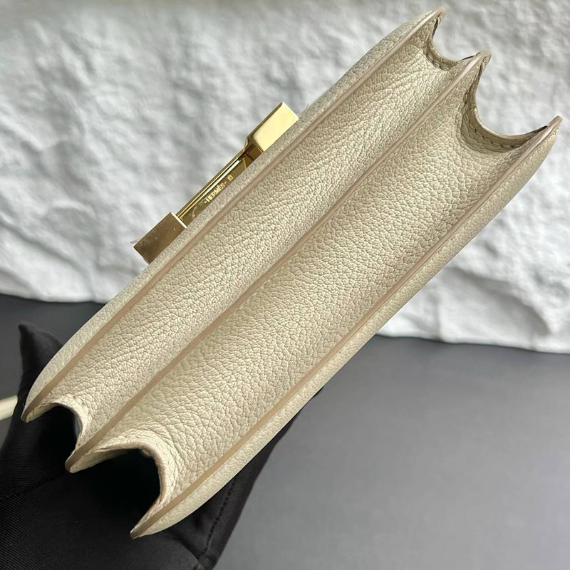 エルメス コンスタンスの通販 HERMES コンスタンス3 ミニ パルシュマン シェブルミゾル シルバー金具 H071912CC3C エルメス コンスタンス ミニ - 画像 (2)