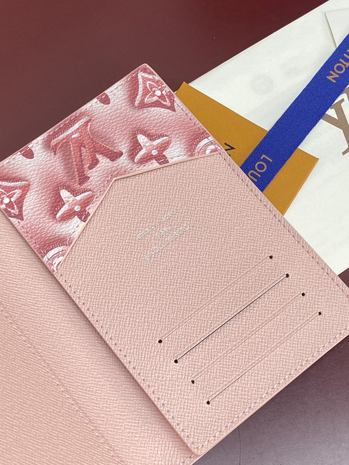 ルイヴィトン カードケース 販売店舗 lv パスポートカバー クーヴェルテュール・パスポール コットンキャンディピンク M28620 ヴィトン カードケース 財布代わり - 画像 (6)