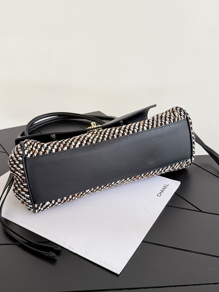 シャネル 新作バッグ 2026 CHANEL 2026年 新作 スモール ショッピング バッグ ブラック AS6288 B24254 U9706 シャネル トートバッグ 布 - 画像 (7)