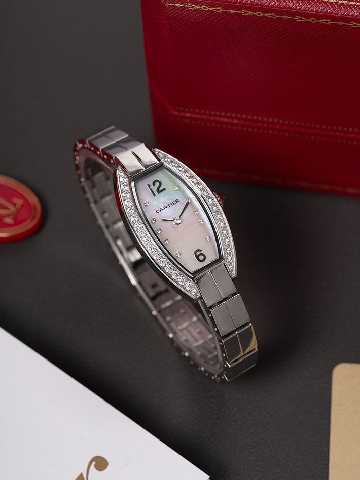 最高級カルティエスーパーコピー Cartier ミニトノー ラニエール ダイヤ ホワイトゴールド 5色から選べます 2632591 カルティエ ラニエール 時計 - 画像 (8)