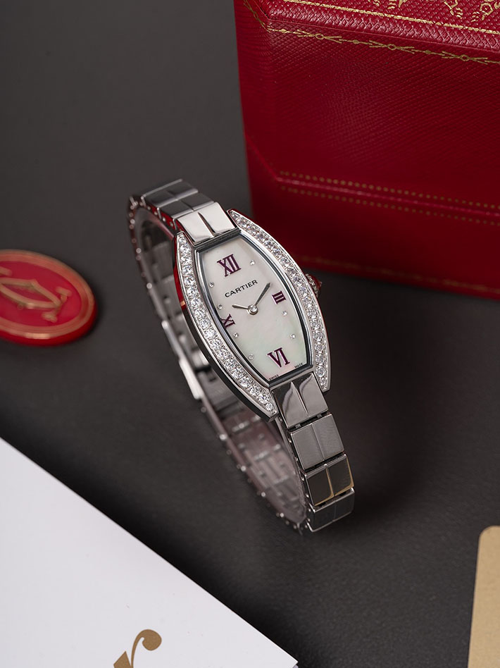最高級カルティエスーパーコピー Cartier ミニトノー ラニエール ダイヤ ホワイトゴールド 5色から選べます 2632591 カルティエ ラニエール 時計 - 画像 (5)