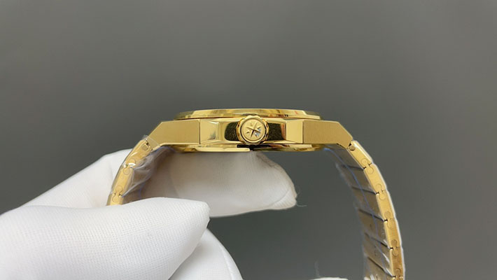 最高級ショパールスーパーコピー CHOPARD アルパイン イーグル 41 01.15-C 自動巻き Ref. 295363-0002 ショパール アルパイン イーグル 評価 - 画像 (4)