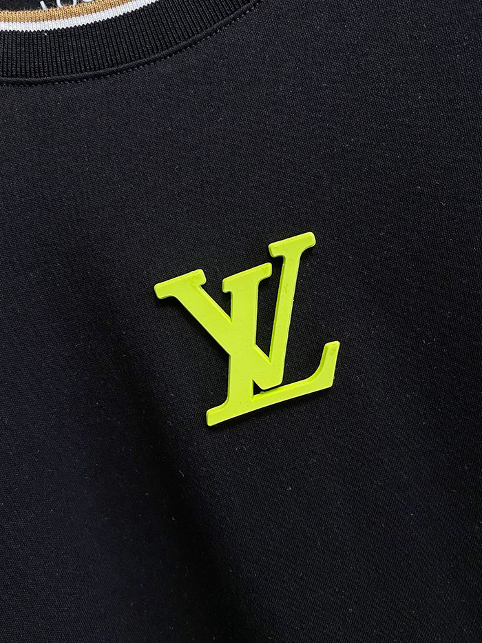 最高級ルイヴィトンスーパーコピー Louis Vuitton 2026年新作 純綿メンズカジュアル半袖Tシャツ clothes202600421 ルイ・ヴィトンの高級カスタムメンズブラックTシャツ - 画像 (8)